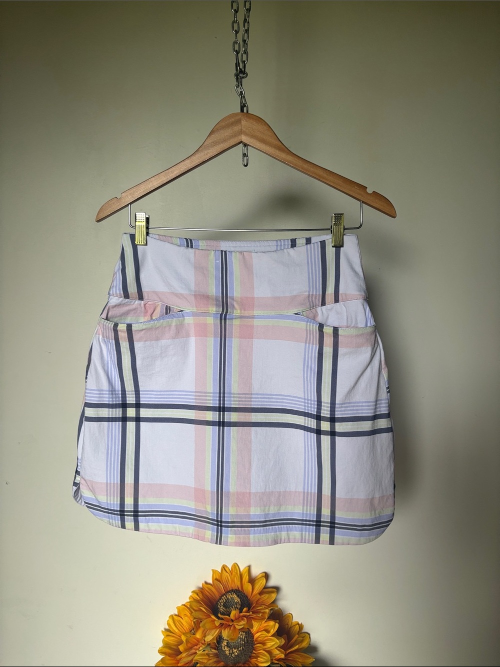 Lady Hagen Walter Hagen Sculpt Skort Modern Plaid Rose Thorn Size Small